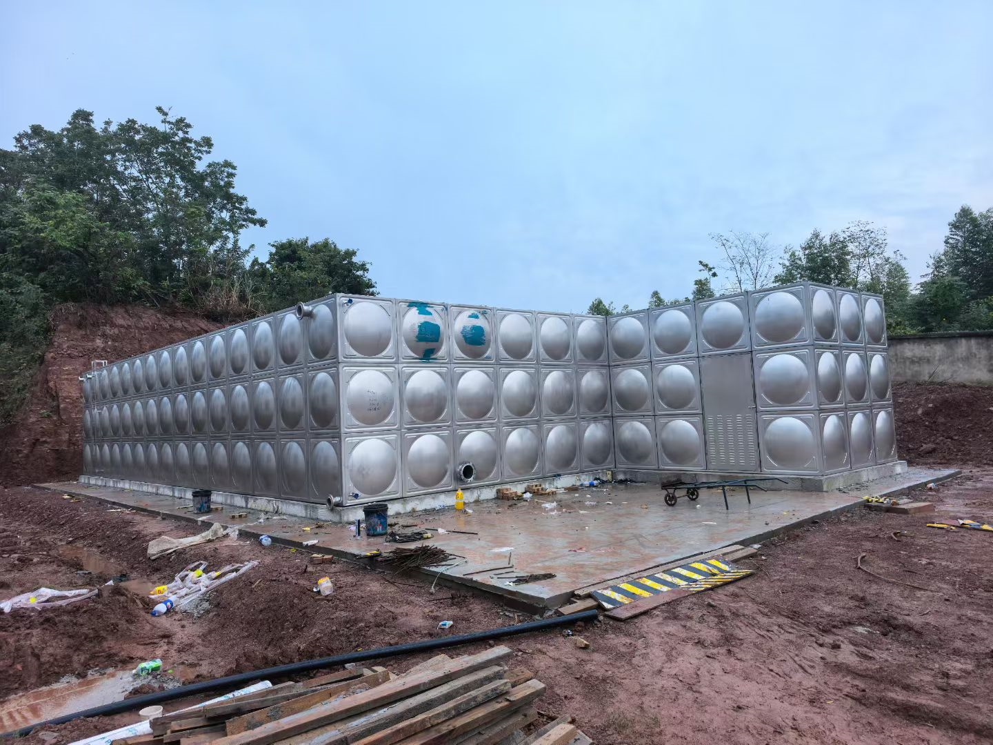 泵箱一体消防水箱